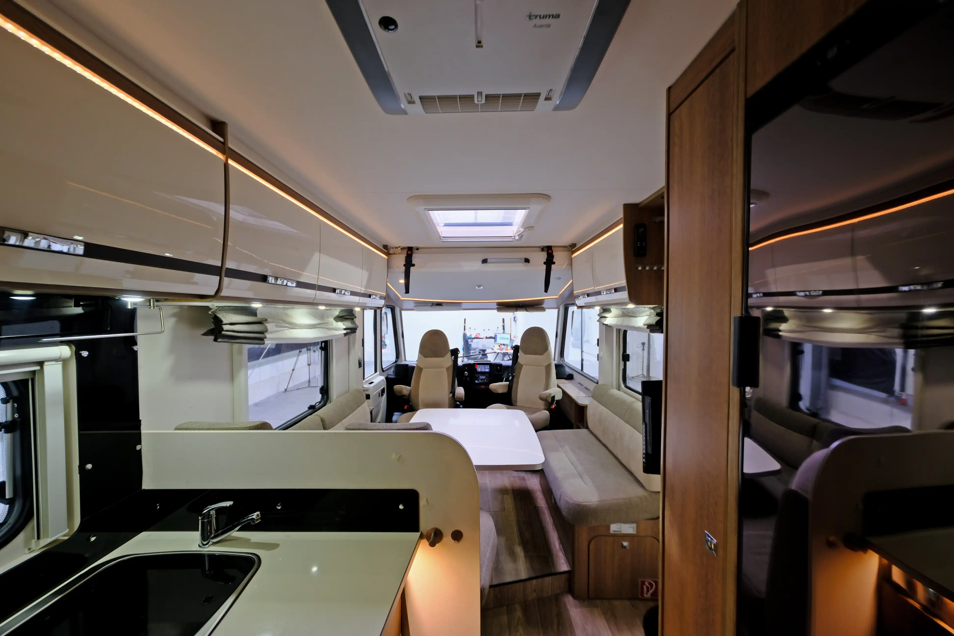 DETHLEFFS I 6757 TREND